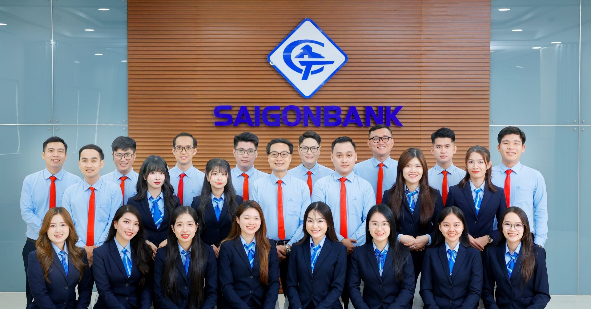 SAIGONBANK nhận giải thưởng quản trị bền vững và minh bạch tại APEA 2026
