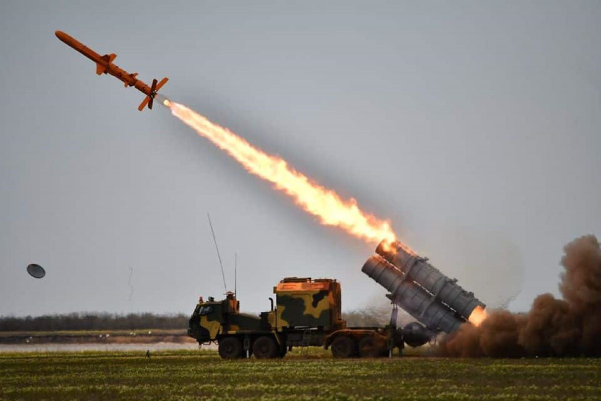 Tên lửa Ukraine 5.jpg