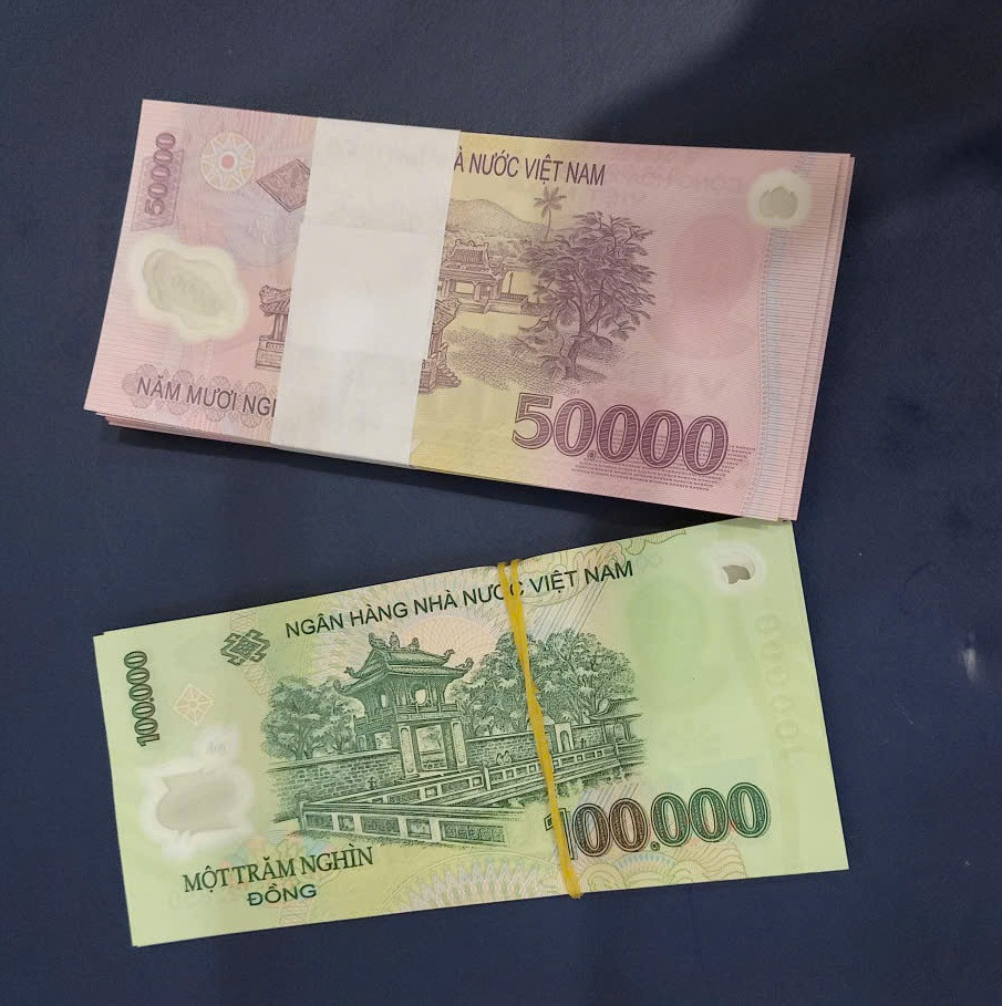 Tiền lẻ mới.jpg