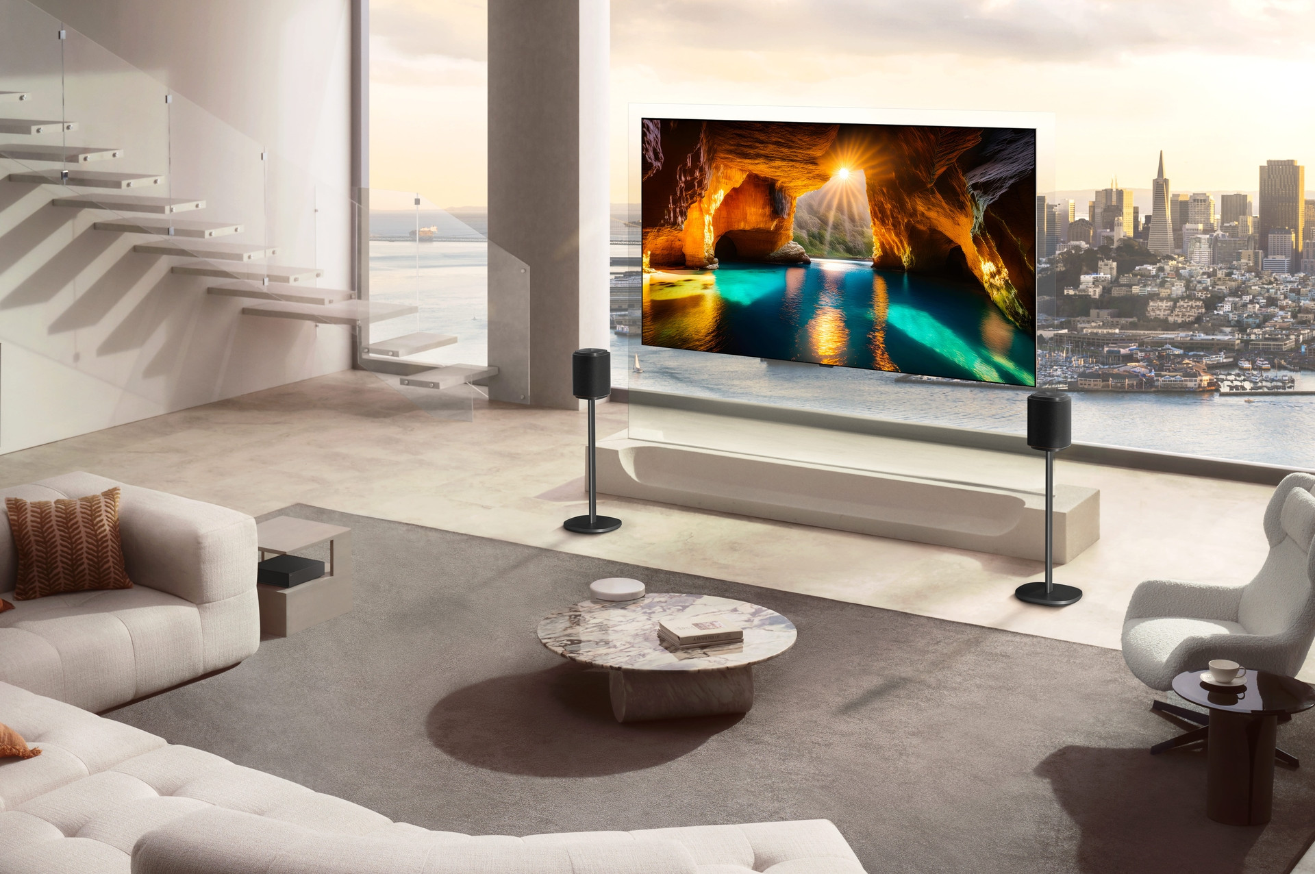 2. TV LG _.jpg