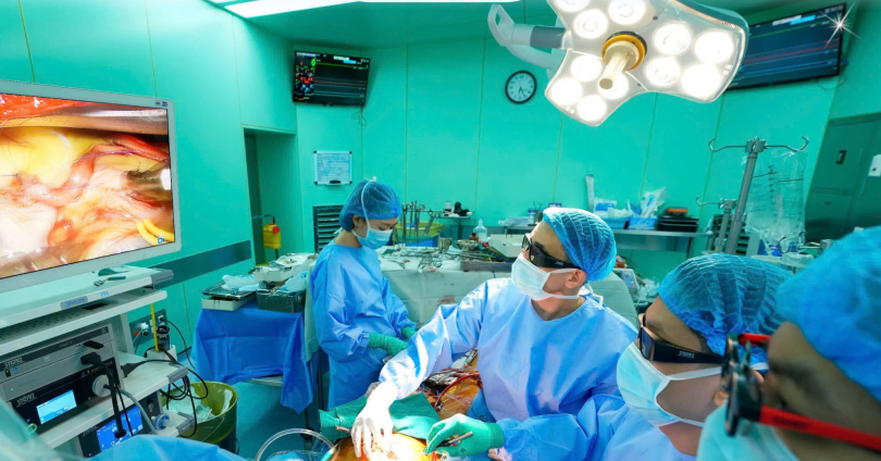 Bác sĩ Việt ‘sửa chữa’ trái tim cho người đàn ông quốc tịch Anh