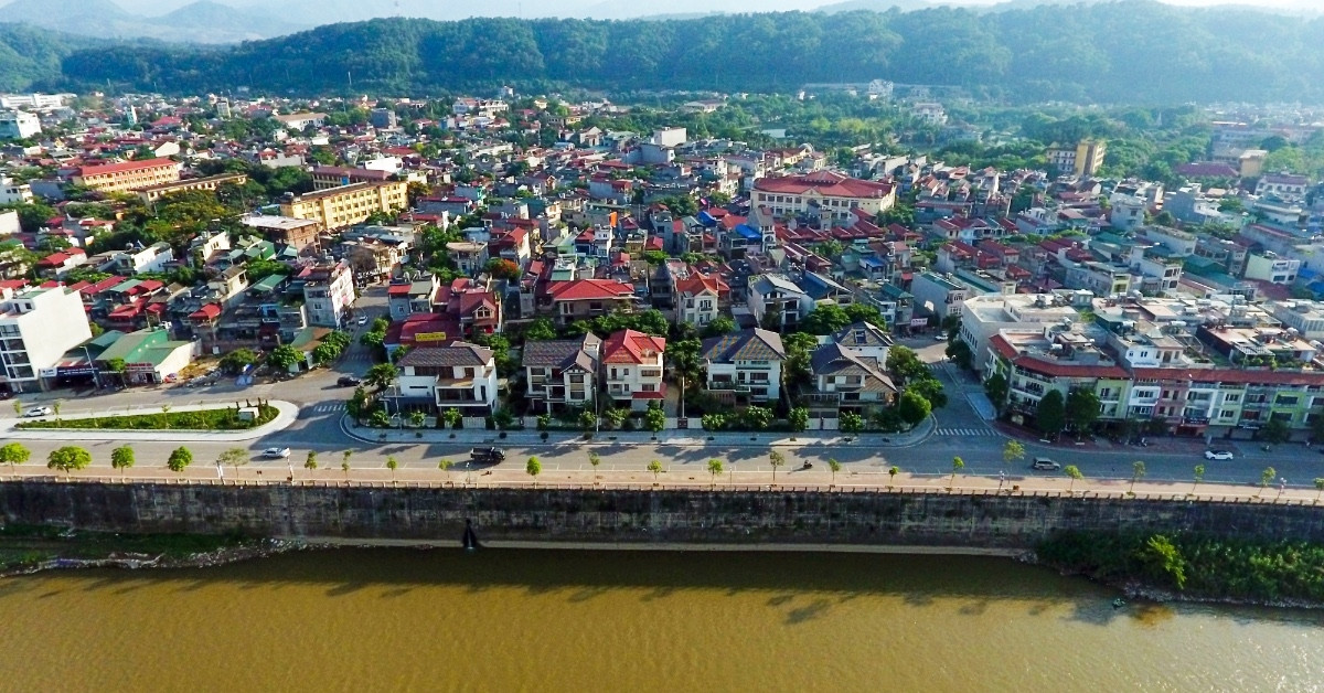 Bị từ chối tách 400m2 đất ở thành 4 thửa, người phụ nữ kiện văn phòng đăng ký đất đai