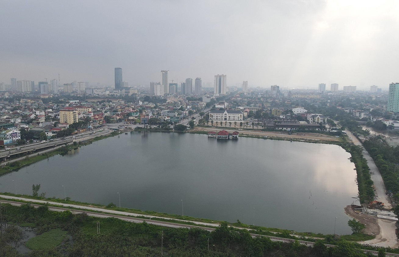 Nhà hàng nổi bỏ hoang hơn 10 năm ở Nghệ An sắp được 'hồi sinh'
