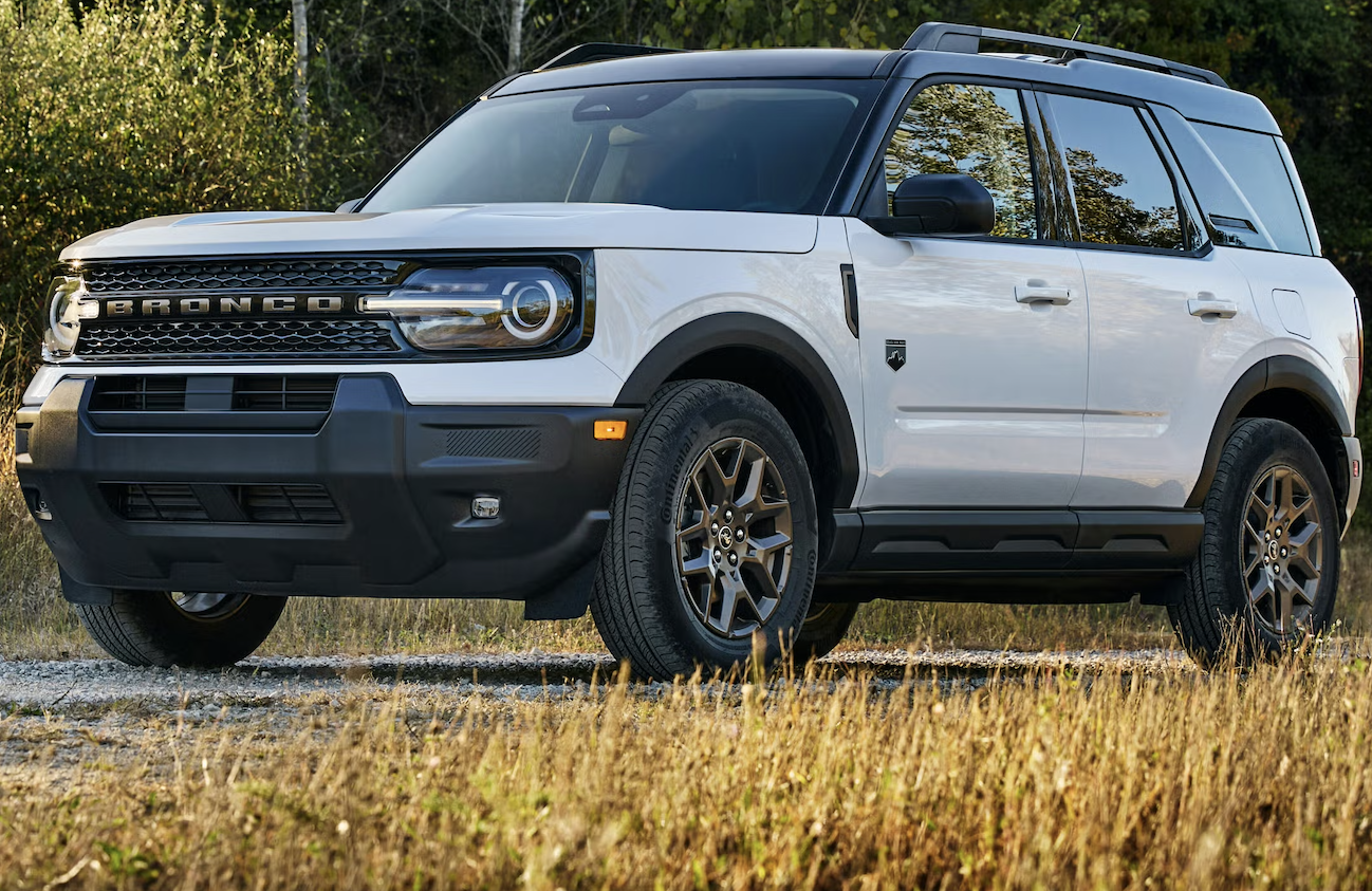Ô tô Ford bốc khói sau khi thay dầu, chi phí sửa chữa ngang giá xe điện SUV mini