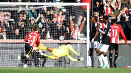 resources_premierleague_pulselive_com 2026 10 17T144554Z_1771985624_UP1EMAH150GKV_RTRMADP_3_SOCCER ENGLAND BRE LIV.jpg