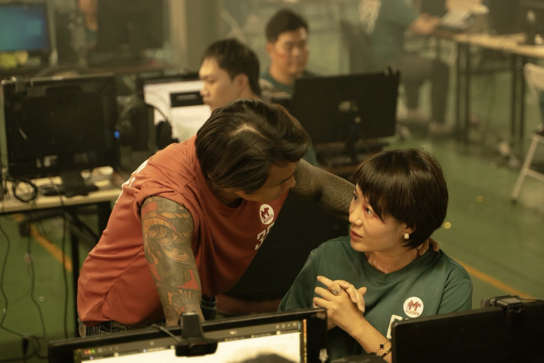 Trấn Thành bị vượt mặt, 'Quỷ ăn tạng 4' bám sát 'Trại buôn người'