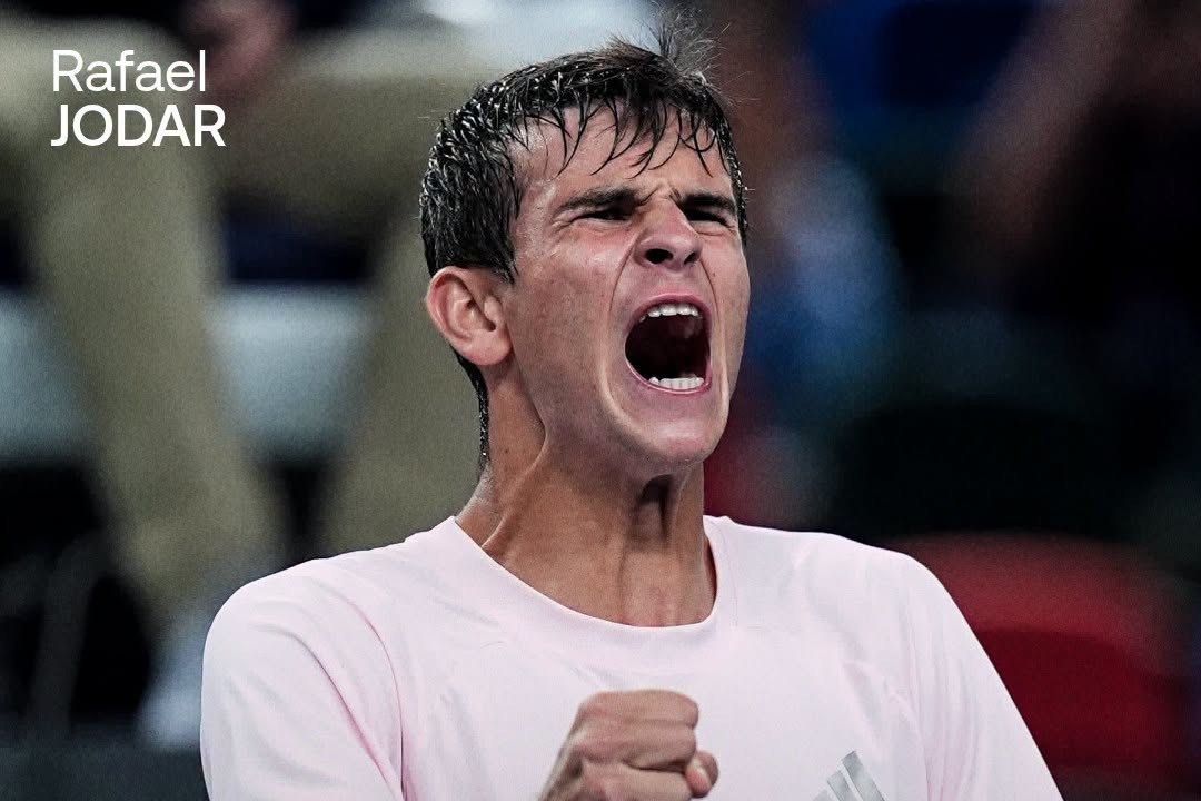 Truyền nhân Nadal hạ gục Medvedev, vào chung kết Thượng Hải Masters