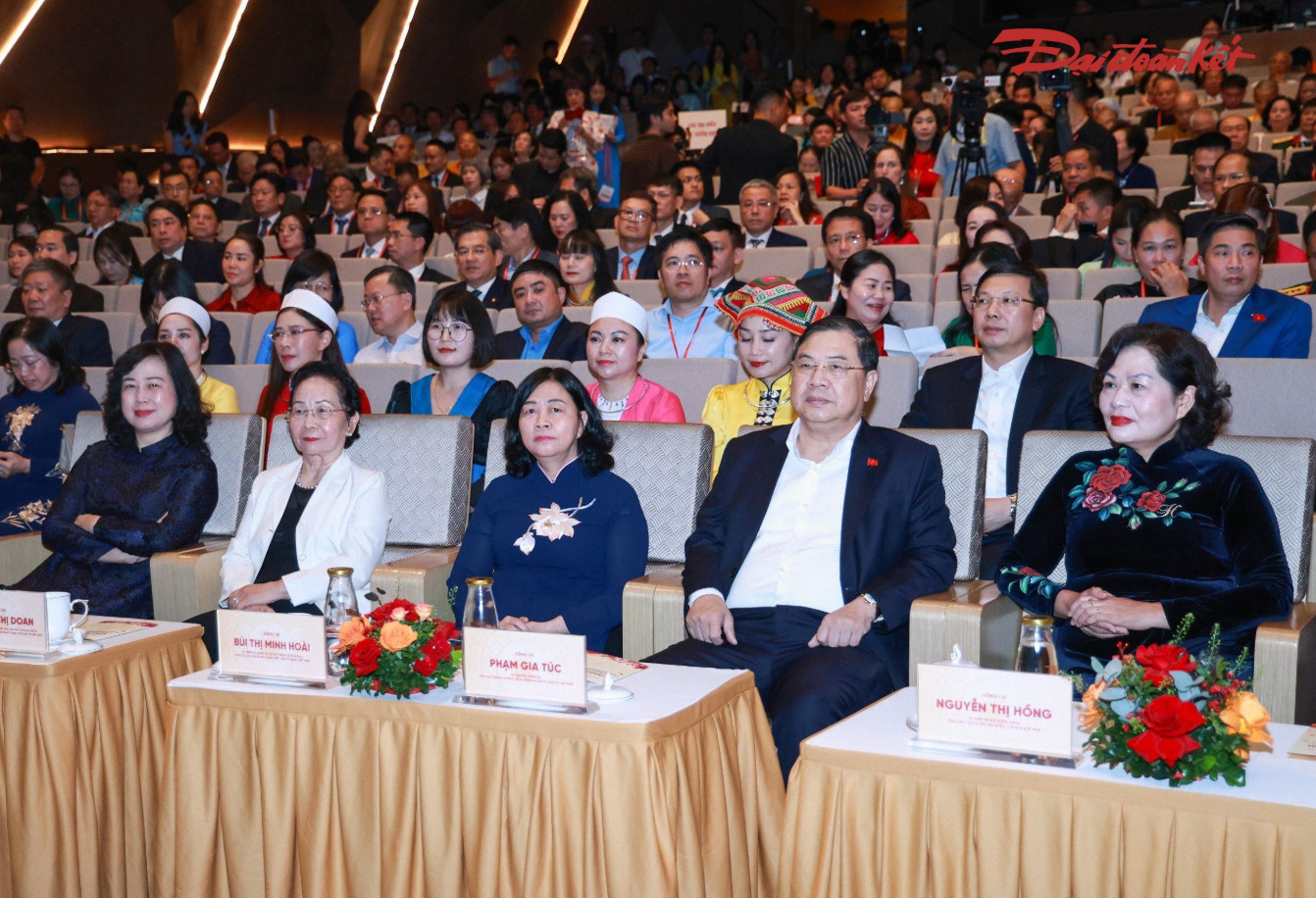 vi nguoi ngheo 4.jpg