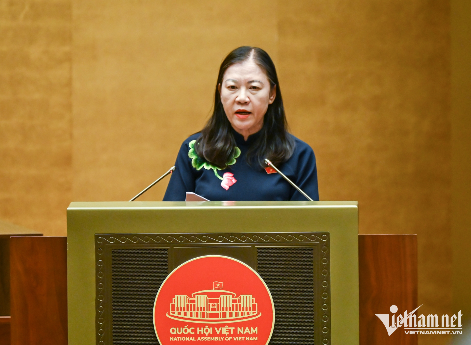 W-Chủ nhiệm Lê Thị Nga.JPG.jpg