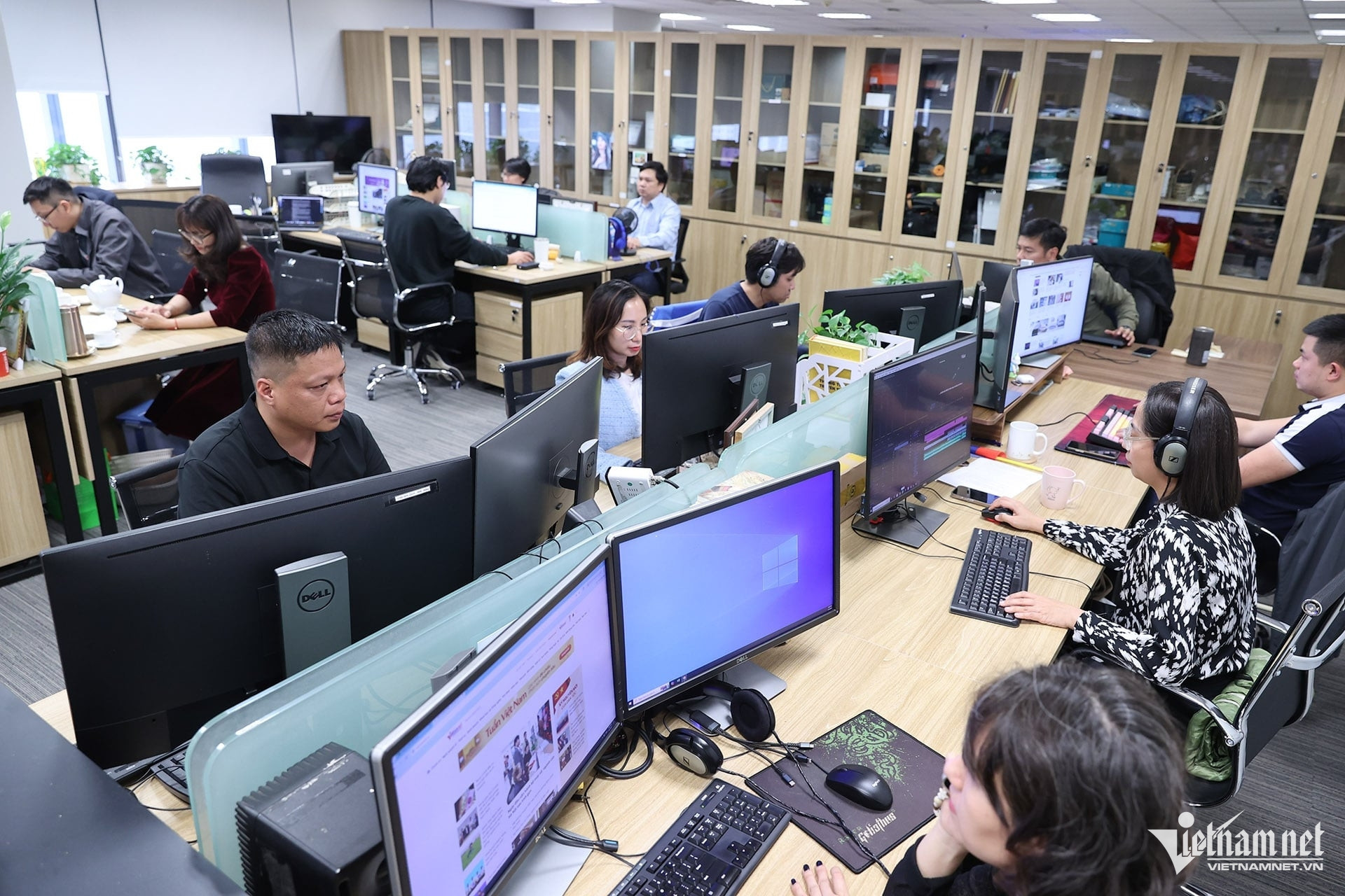 Bộ Nội vụ trả lời về việc viên chức phát thanh viên chuyển sang làm phóng viên