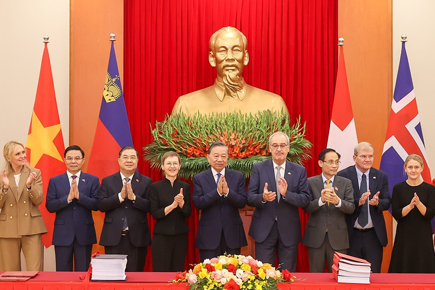 Tổng Bí thư, Chủ tịch nước chứng kiến Lễ ký Hiệp định Thương mại Tự do Việt Nam - EFTA (VEFTA)