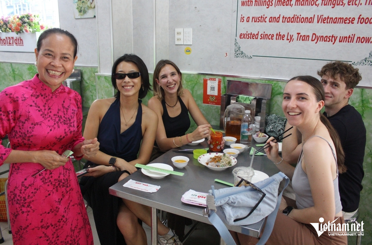 W-banh-cuon-6.JPG.jpg