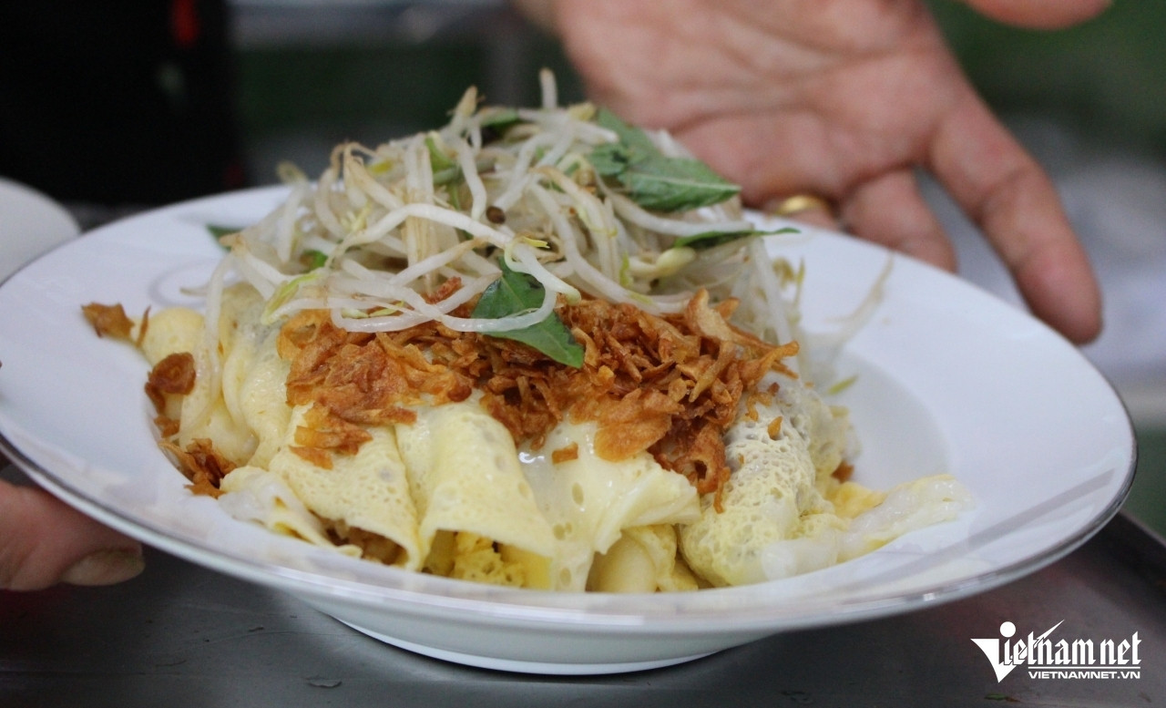 https://static-images.vnncdn.net/vps_images_publish/000001/000003/2026/10/18/w-banh-cuon-bbjpg-2315.jpg