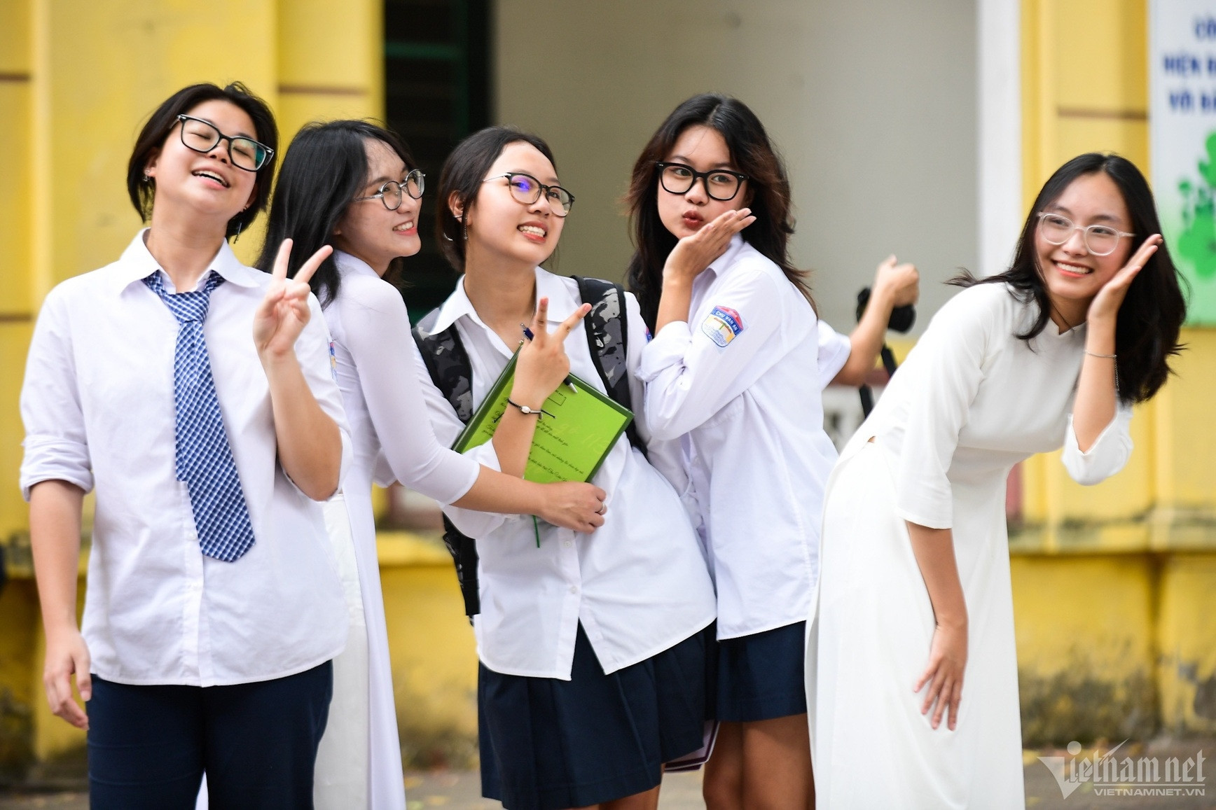 Lời chúc ngày 20/10 của thầy cô dành cho các học sinh nữ năm 2026