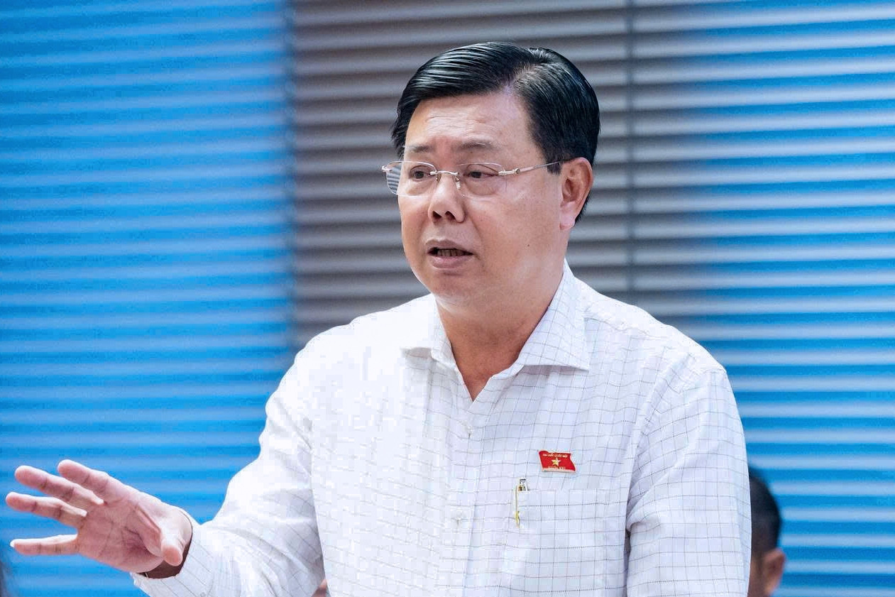 Bộ trưởng Nội vụ chia sẻ về lời nhắn của em nhỏ xin giữ tên trường