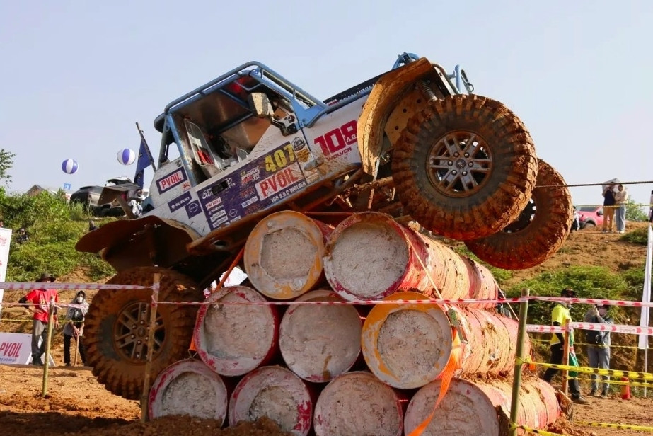 Vì sao xe có chiều dài cơ sở ngắn thường off-road tốt hơn?