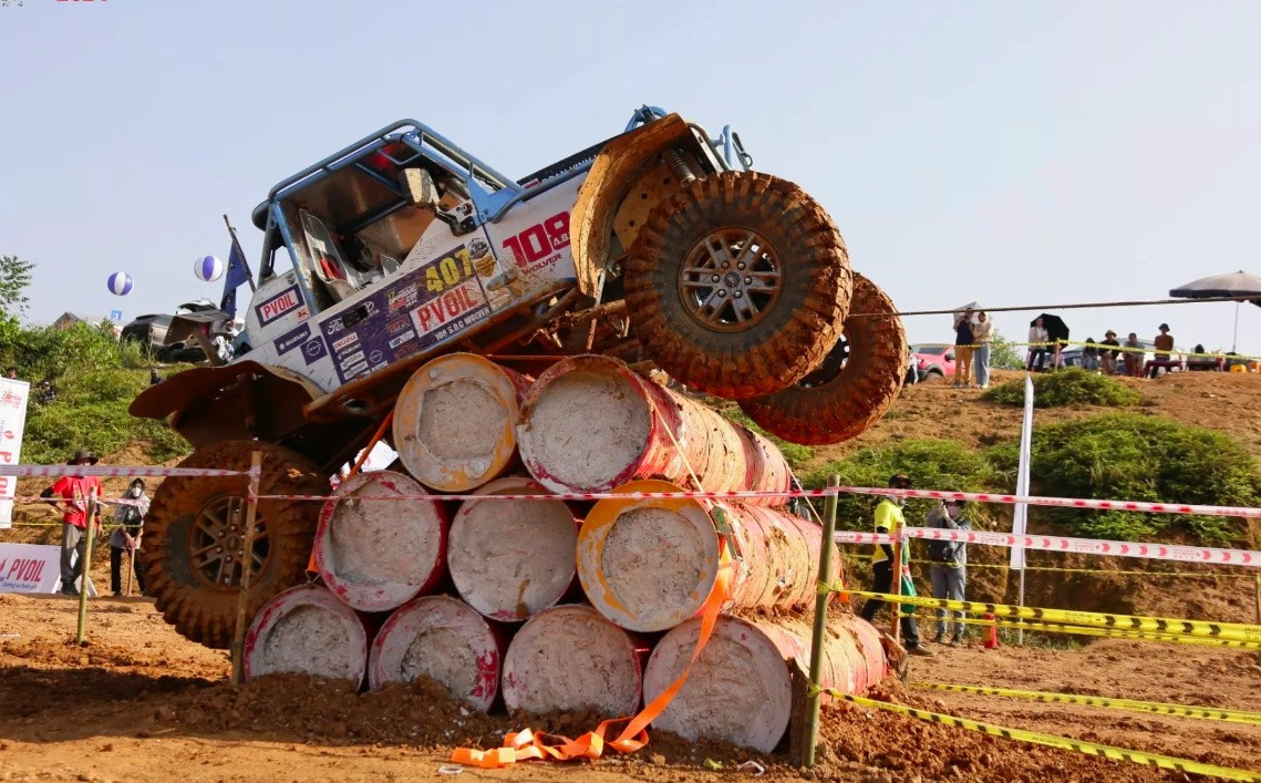 Xe-off-road.jpg