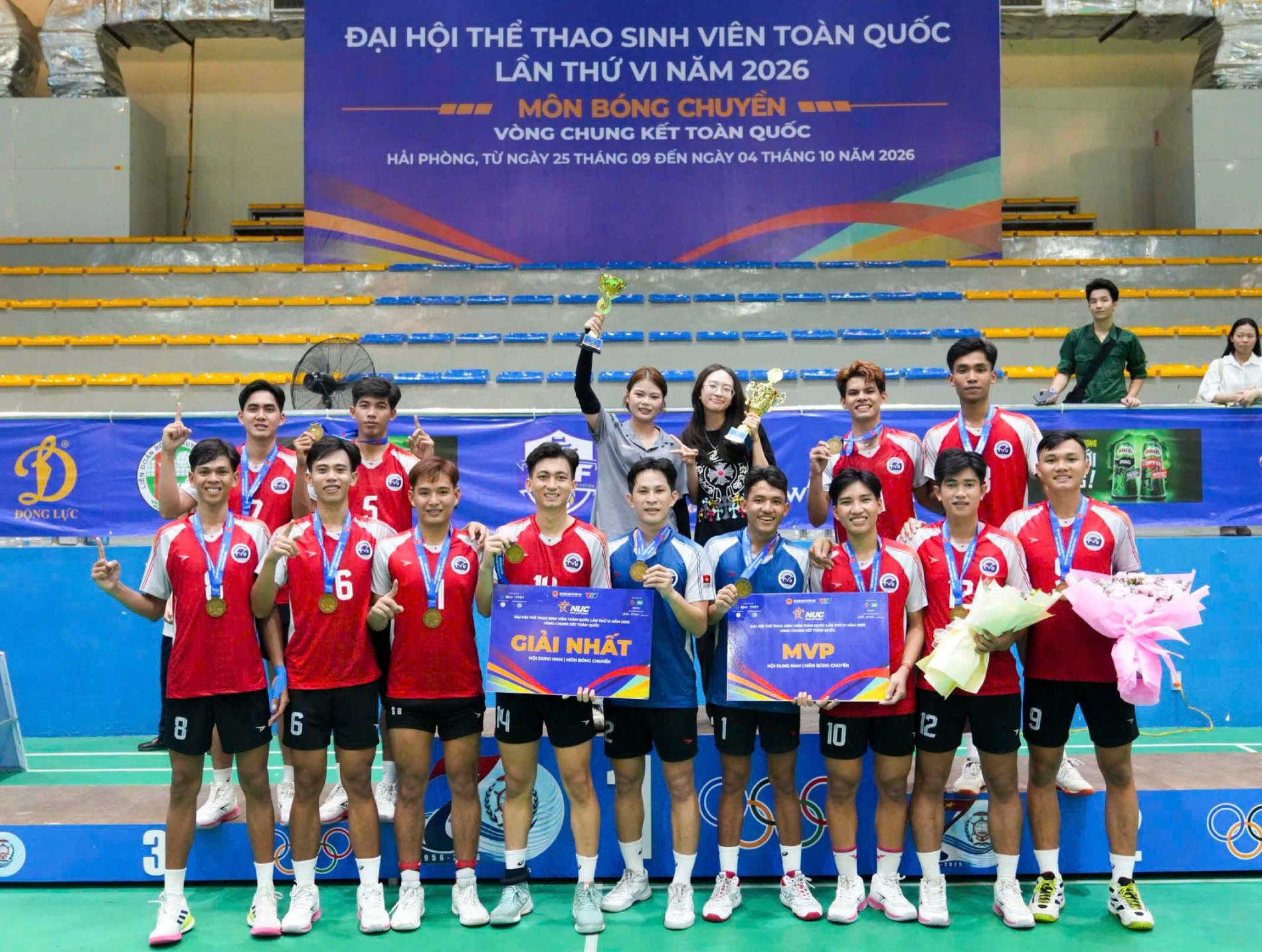 bongchuyennam.jpg