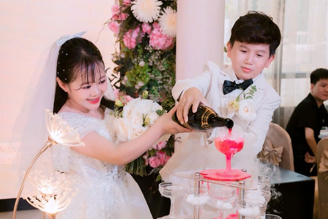 Cô gái Quảng Ninh cao 1m28 lấy chồng xa 600km vì một lời hứa hẹn