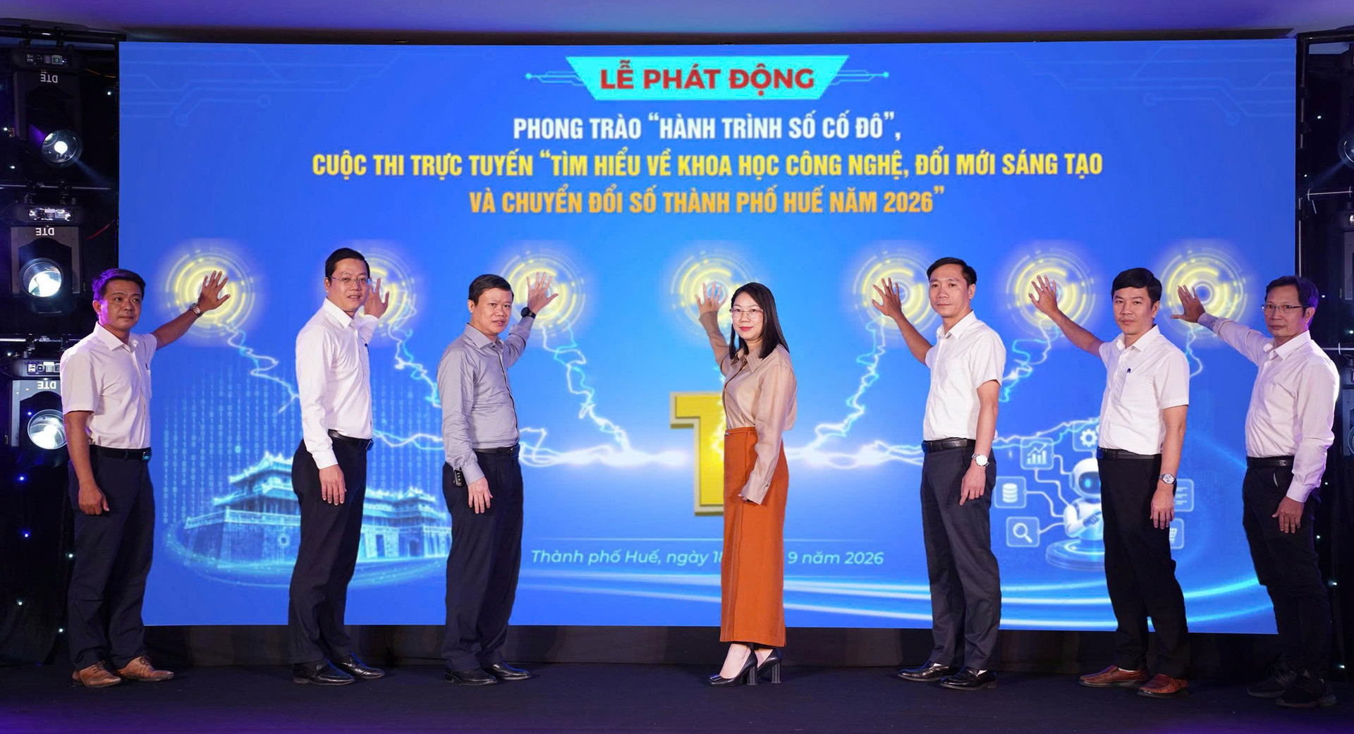 hanh trinh co do so.jpg