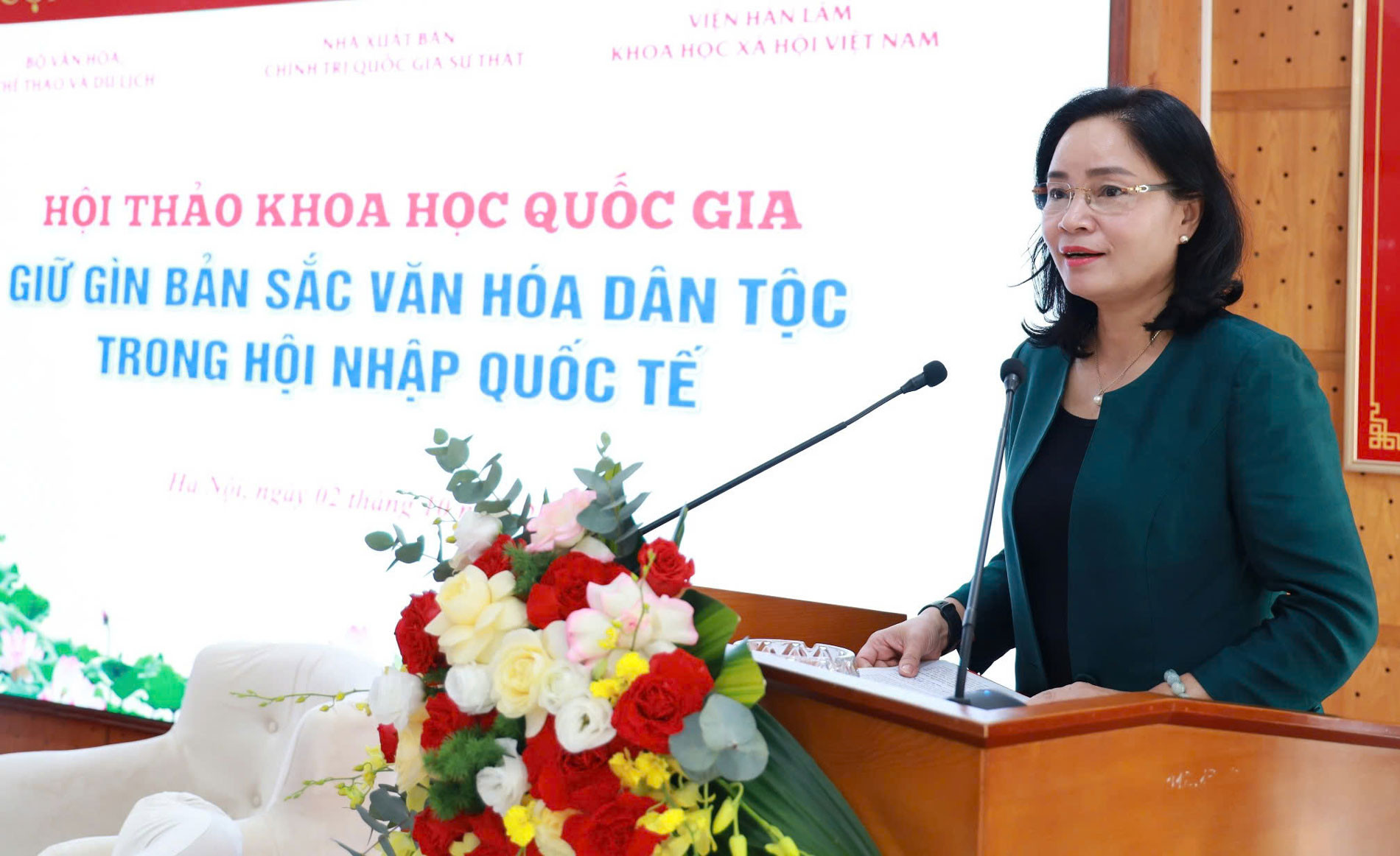hoithao1.jpg