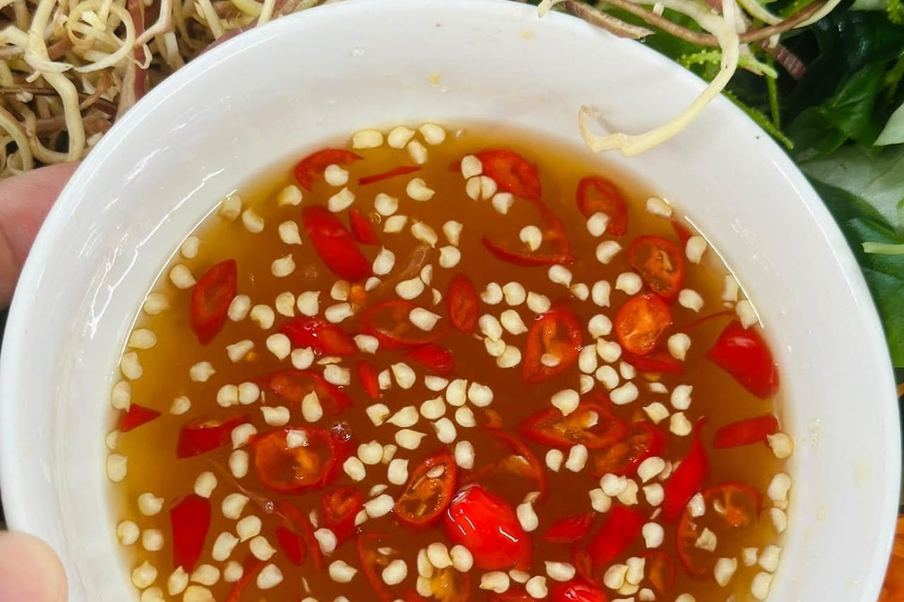 Sai lầm trong bữa ăn khiến 1/4 người Việt trưởng thành bị tăng huyết áp