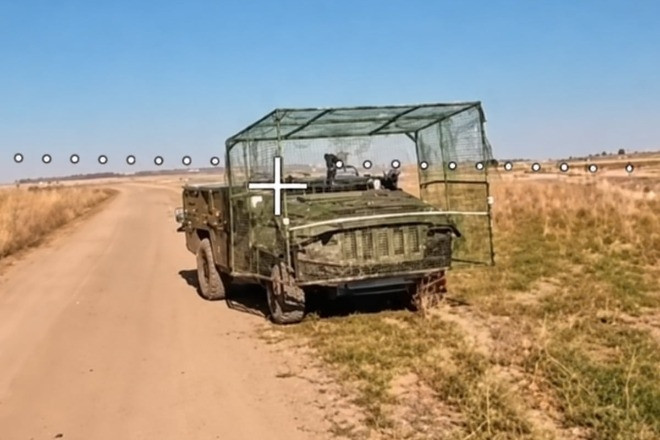 Video UAV Nga tập kích robot vận tải hạng nặng của Ukraine ở Zaporizhzhia