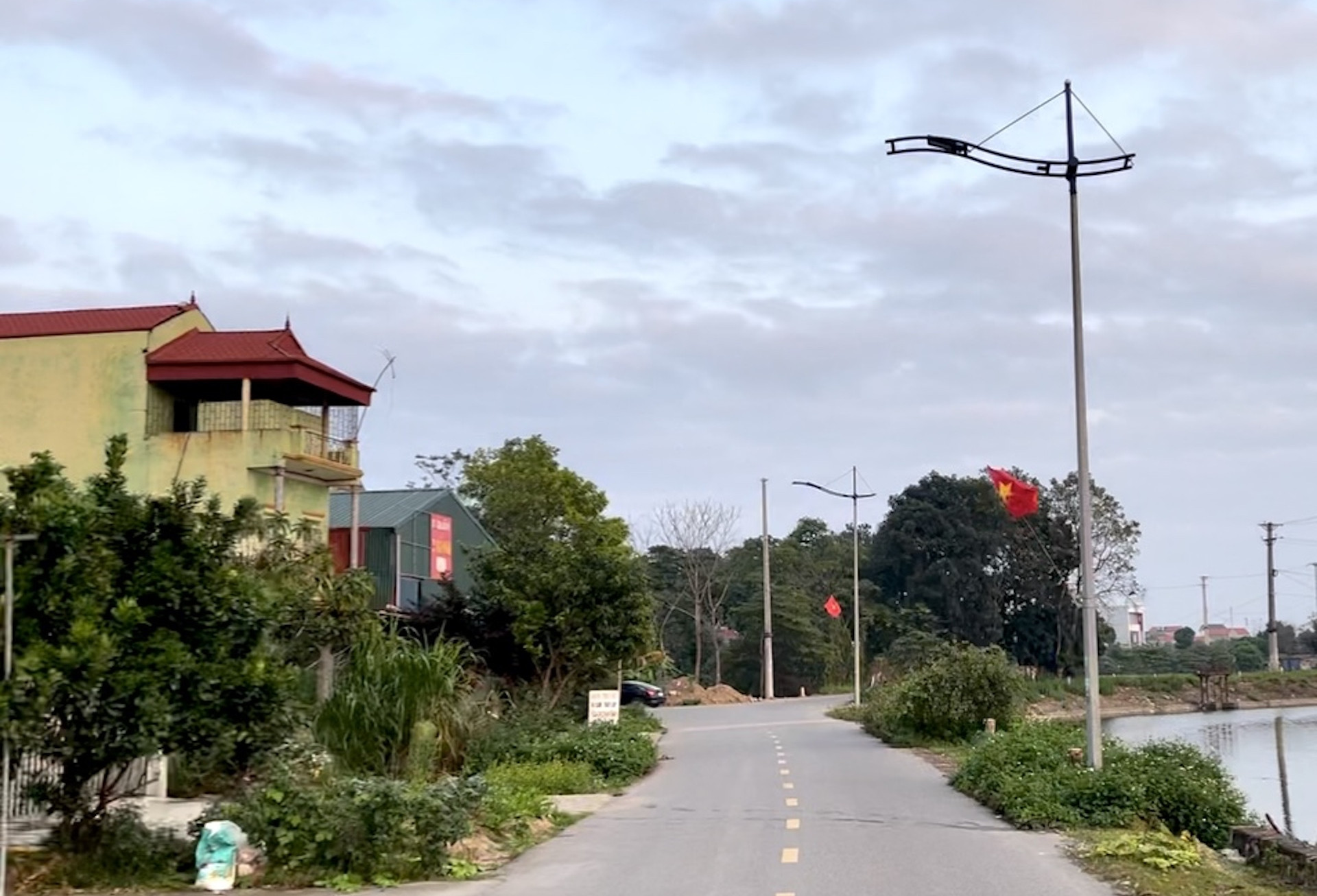 Báo VietnamNet