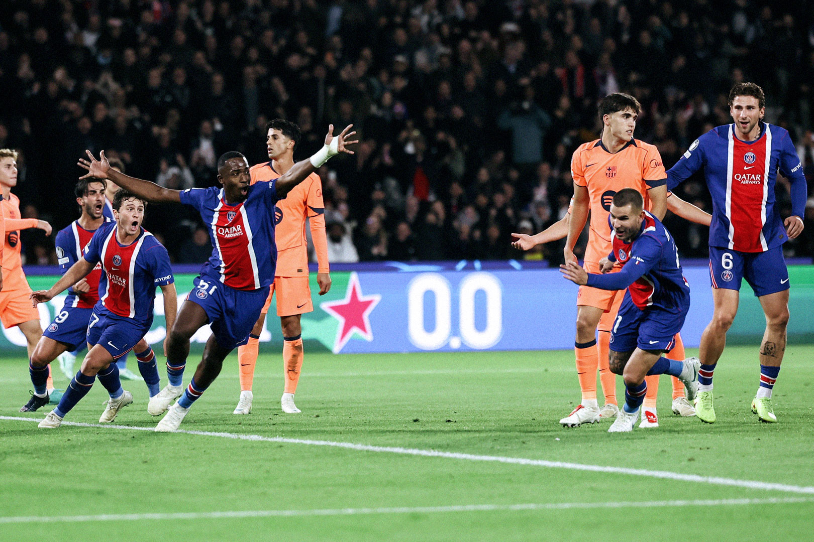 Hernandez PSG Barca.jpg