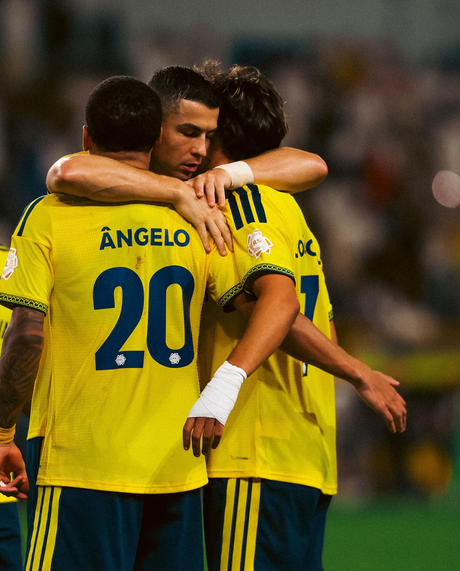 https://static-images.vnncdn.net/vps_images_publish/000001/000003/2026/10/21/joao-felix-al-nassr-1-65.jpeg