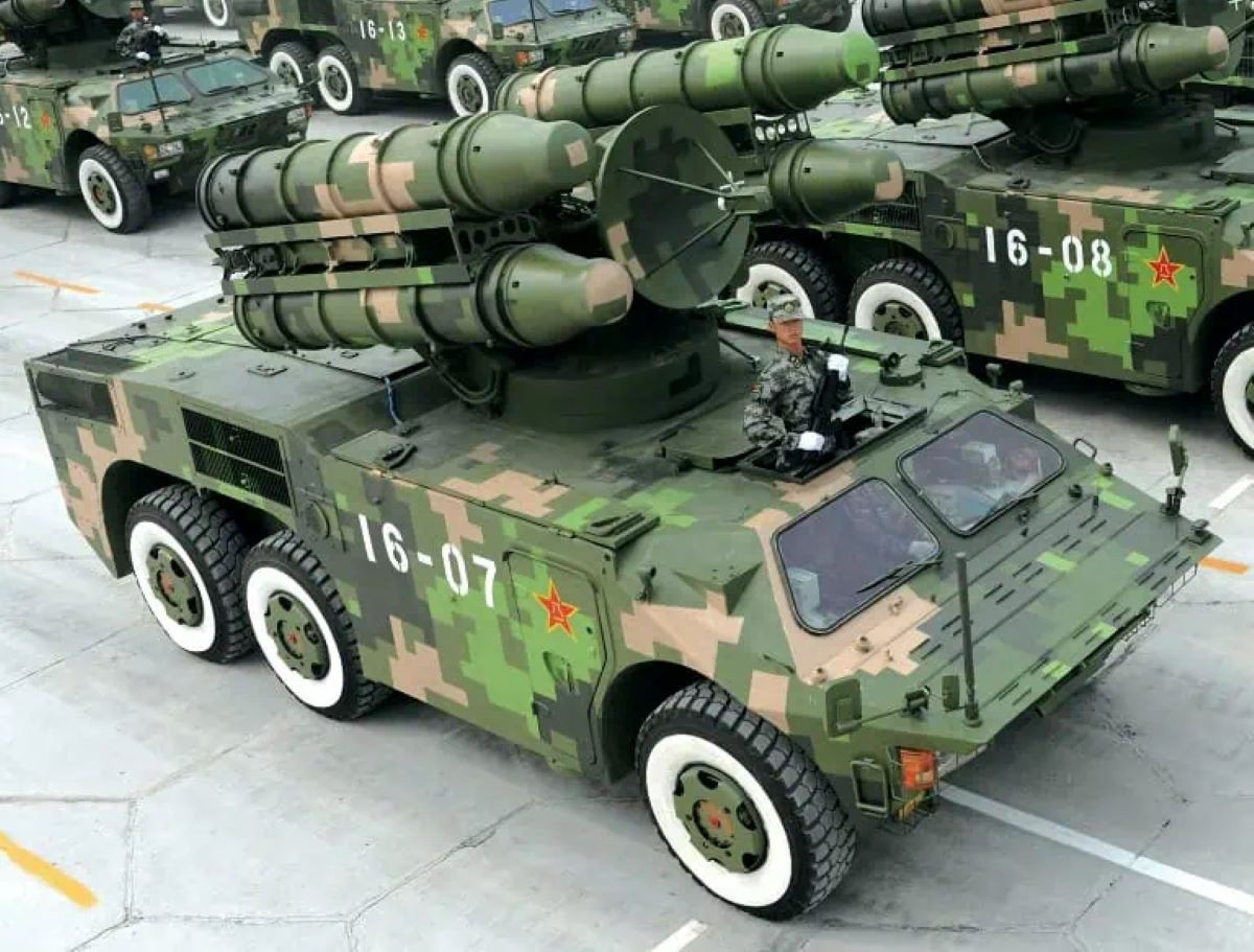 Tên lửa HQ 7.jpg