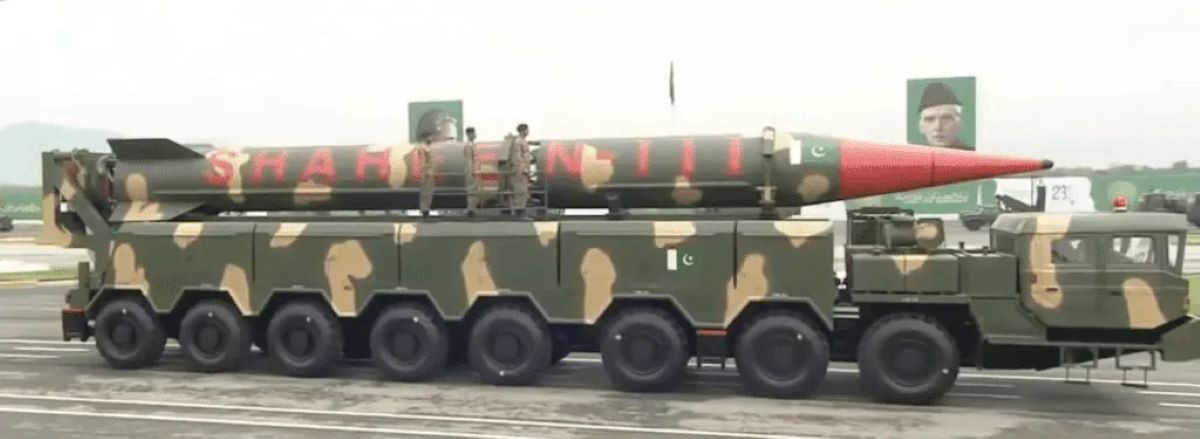 tên lửa Shaheen III pakistan 4.jpg