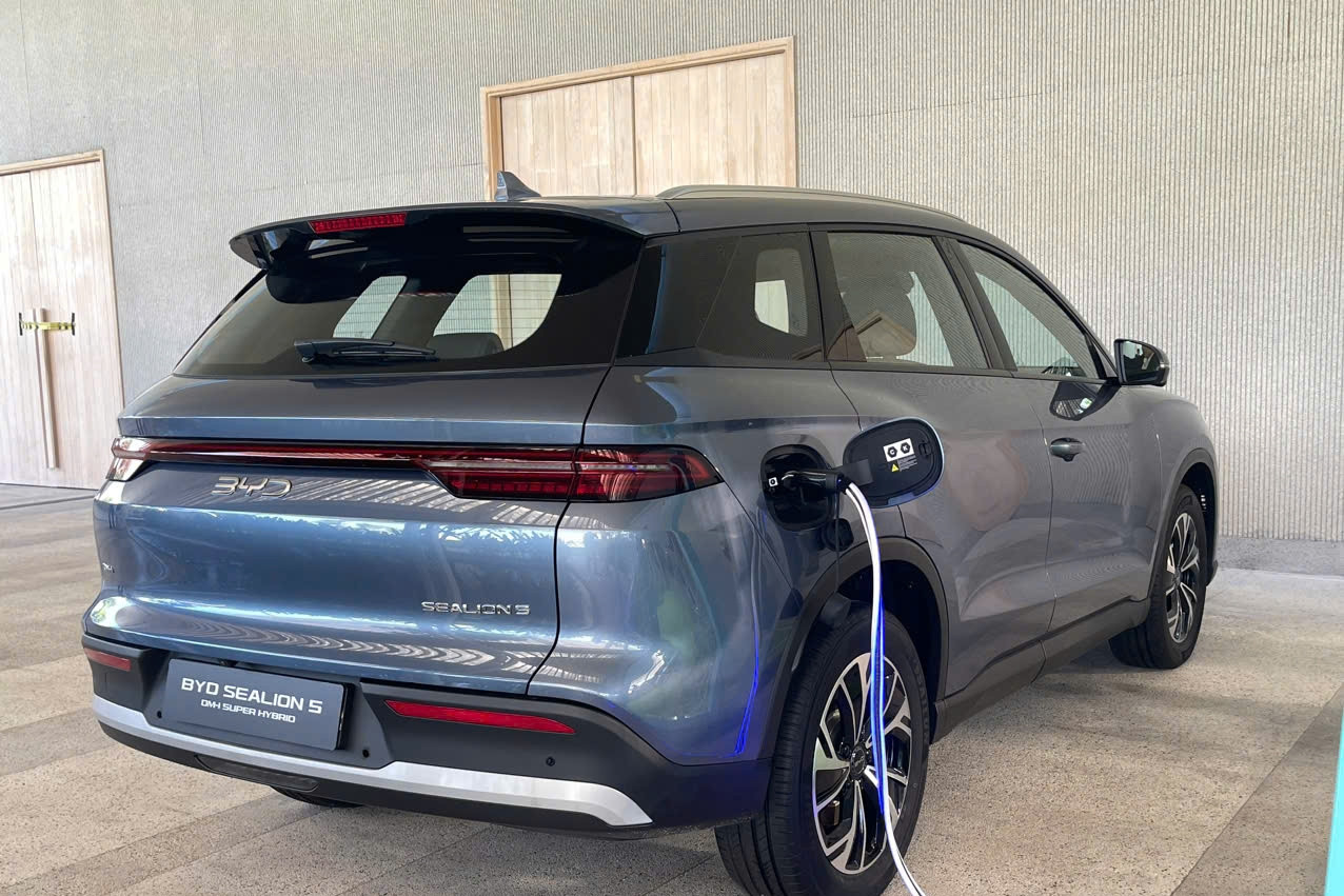 Giá trên 700 triệu, chọn xe PHEV BYD Sealion 5, Mazda CX-5 hay Hyundai Tucson?