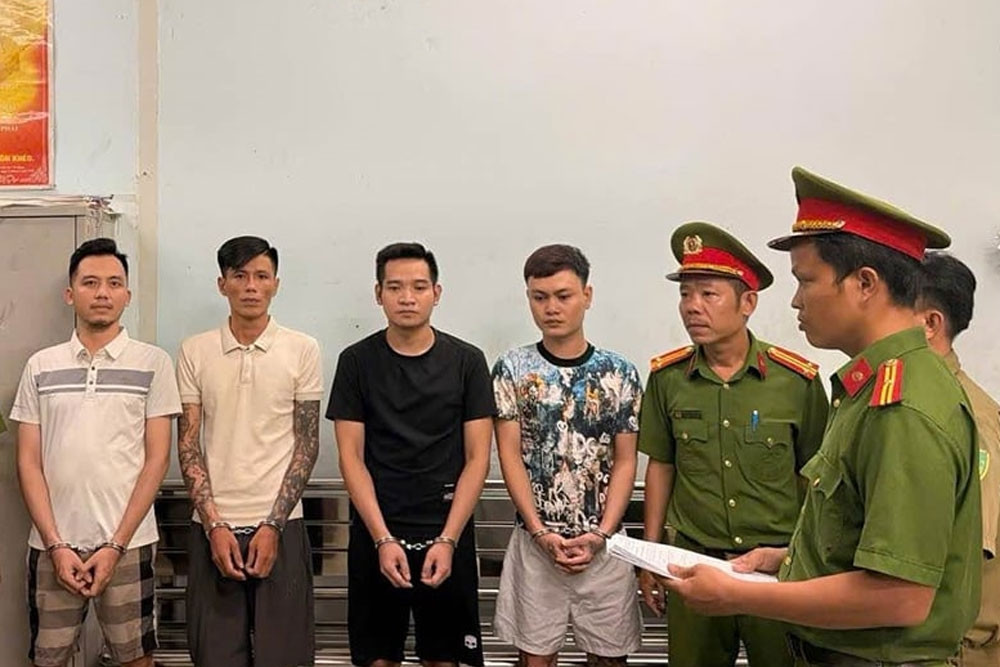 Bắt 36 người trong đường dây cho vay nặng lãi núp bóng cho thuê vàng