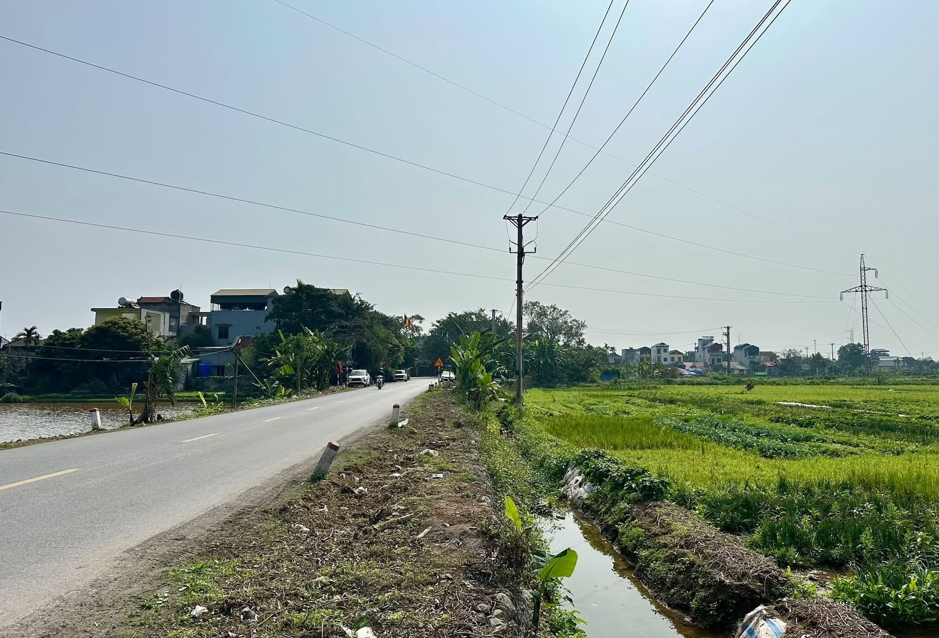 Đất nông nghiệp bám đường tỉnh, quy hoạch đất ở có được chuyển hết lên thổ cư?