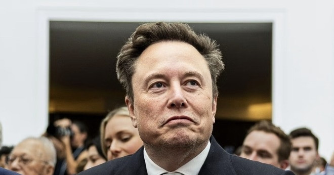 Ngoại trưởng Mỹ nói vấn đề Starlink ở Ukraine là do Elon Musk quyết định