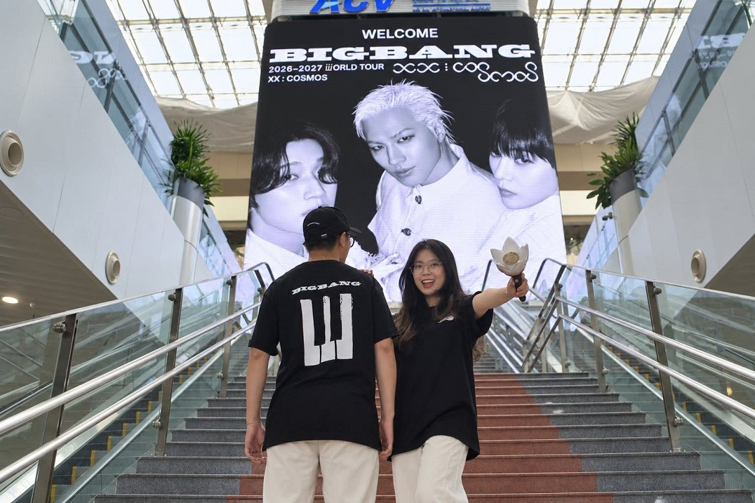 Cơn sốt BIGBANG đổ bộ SVĐ Mỹ Đình: Khách sạn 'cháy' phòng, vé máy bay tăng giá