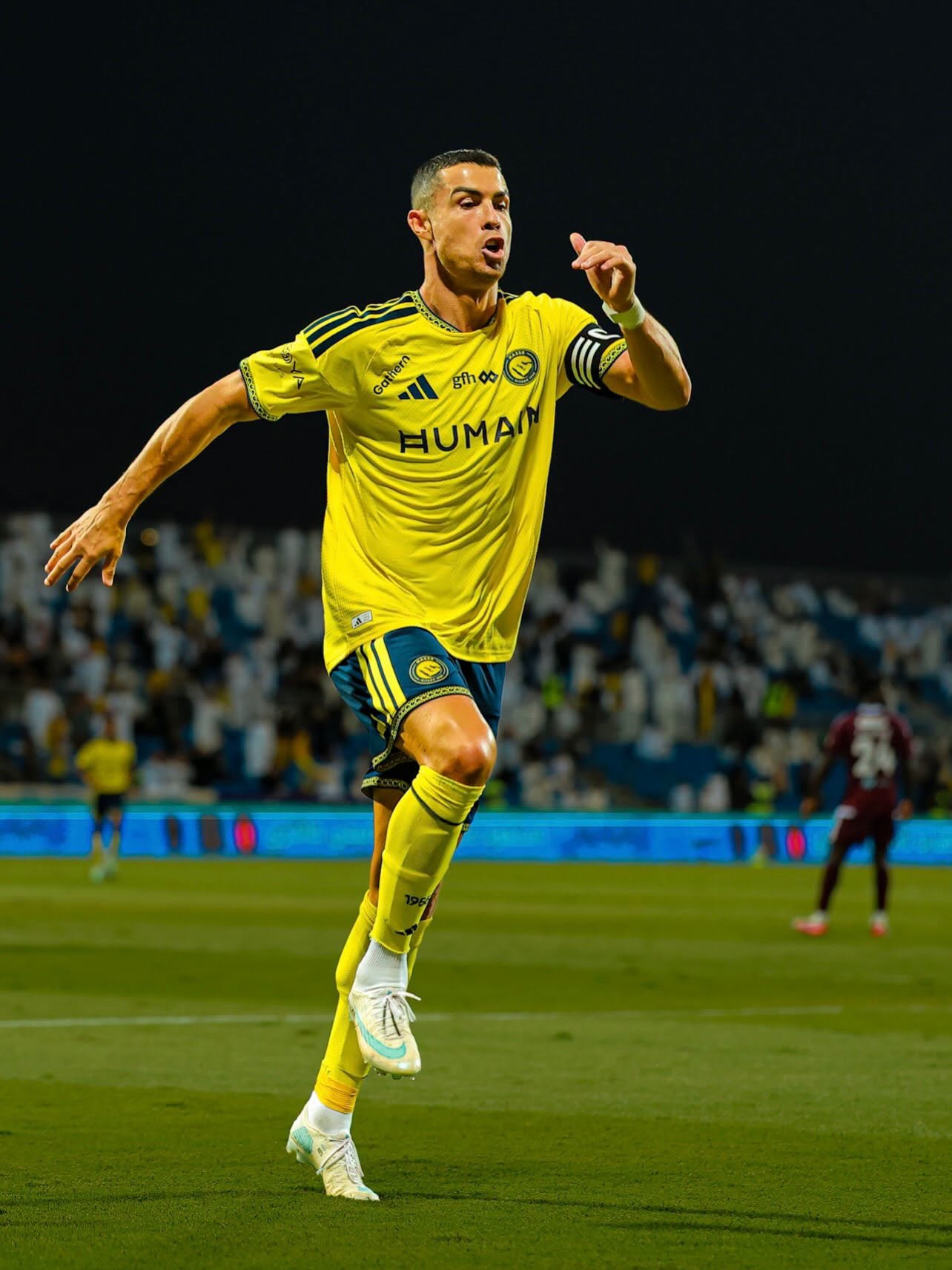 https://static-images.vnncdn.net/vps_images_publish/000001/000003/2026/10/23/ronaldo-al-nassr-2806.jpeg