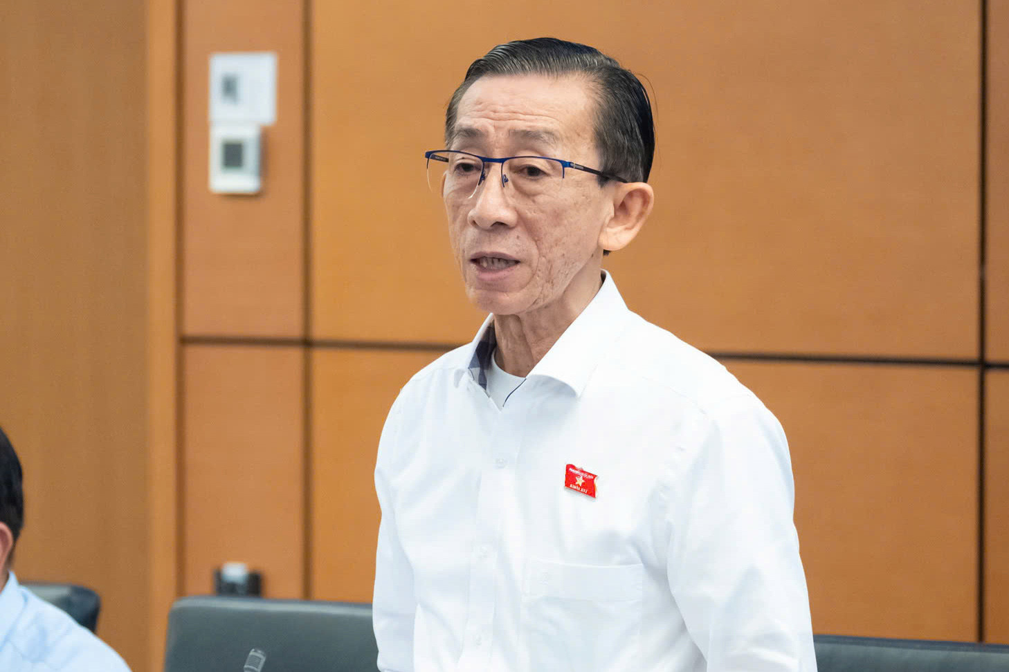 Trần Hoàng Ngân