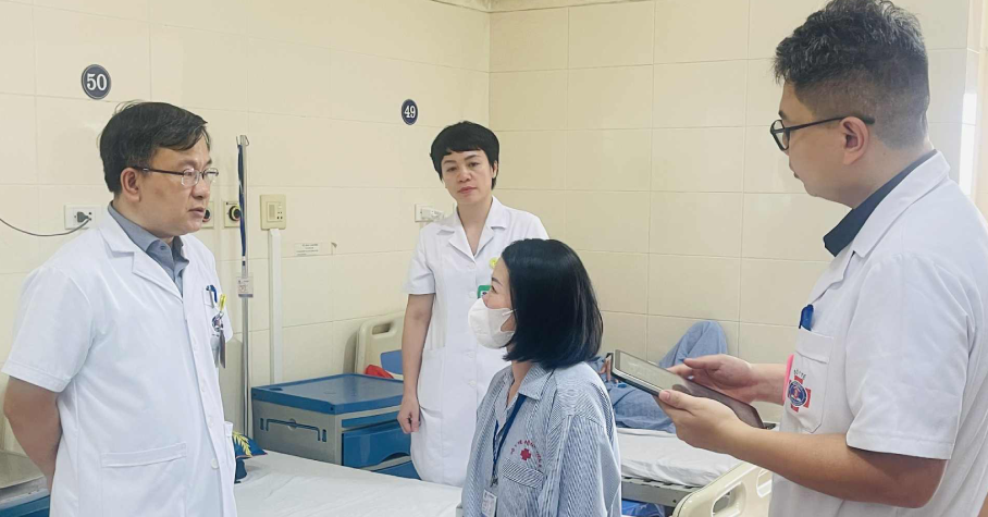 Trên mạng nhiều người nói khéo, bệnh nhân dễ tin hơn bác sĩ