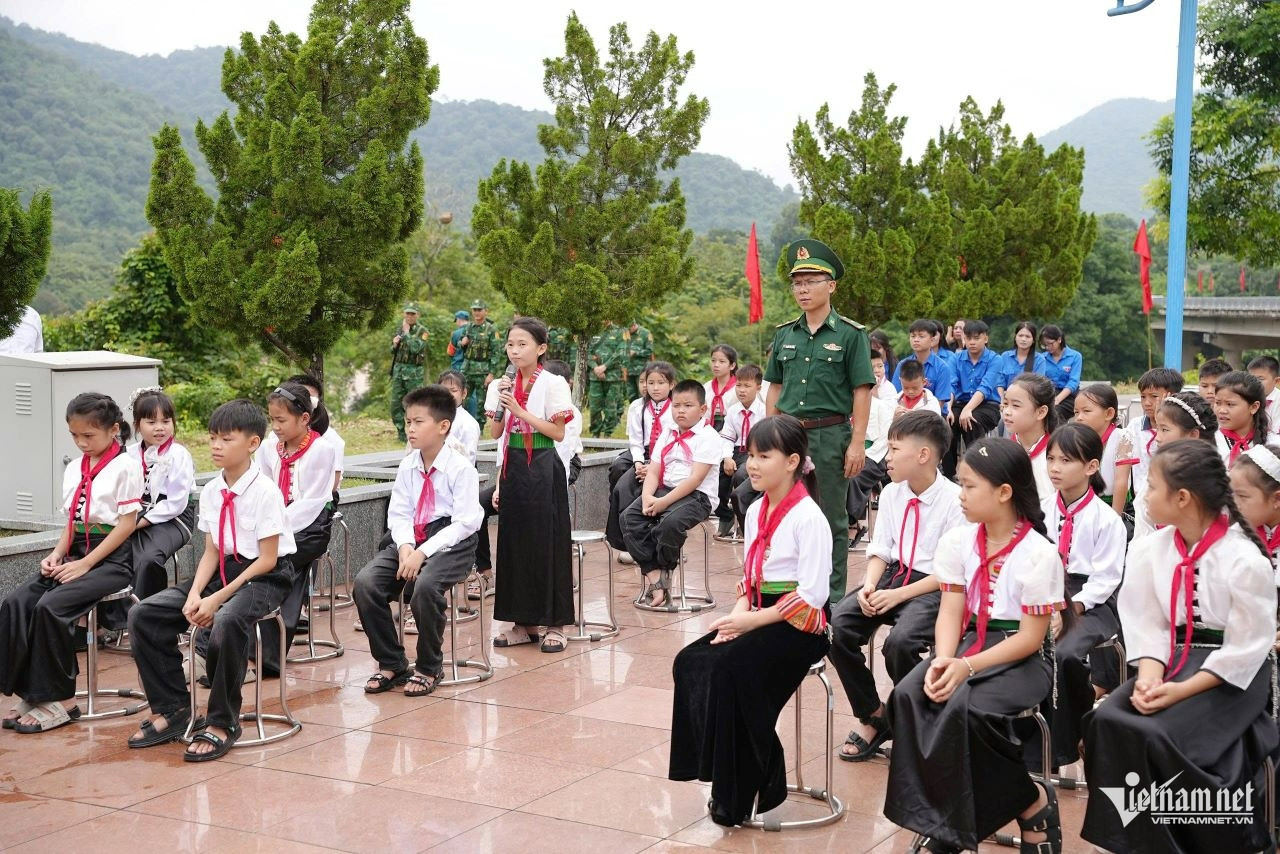 W-ANH 2 OK.jpg