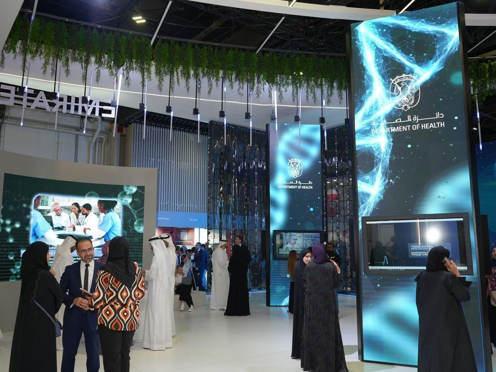 03_Khong_gian_trung_bay_Abu_Dhabi_Global_Health_Week.jpg