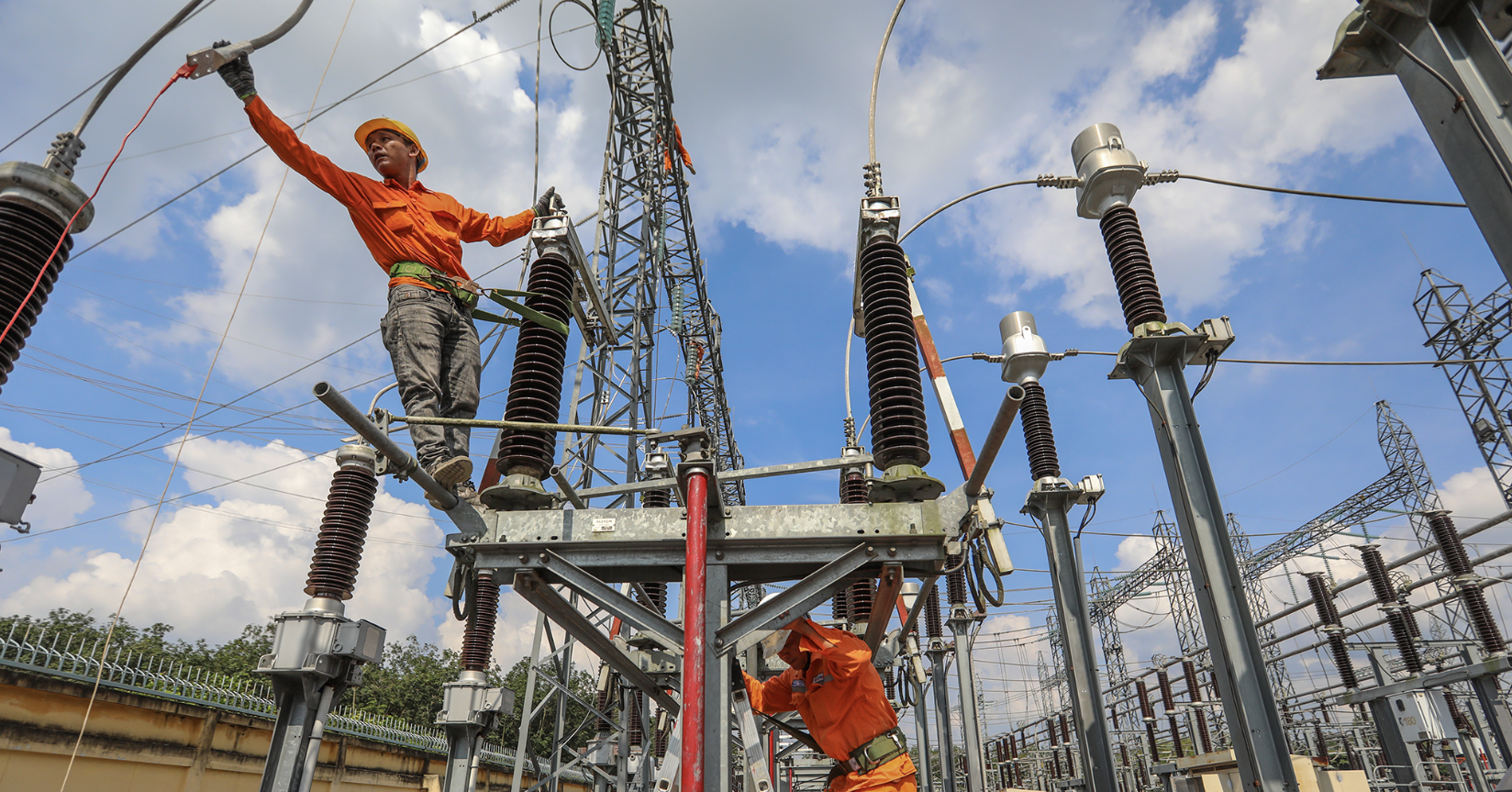 Giá thành điện năm 2025 thấp hơn giá bán lẻ bình quân hơn 111 đồng/kWh
