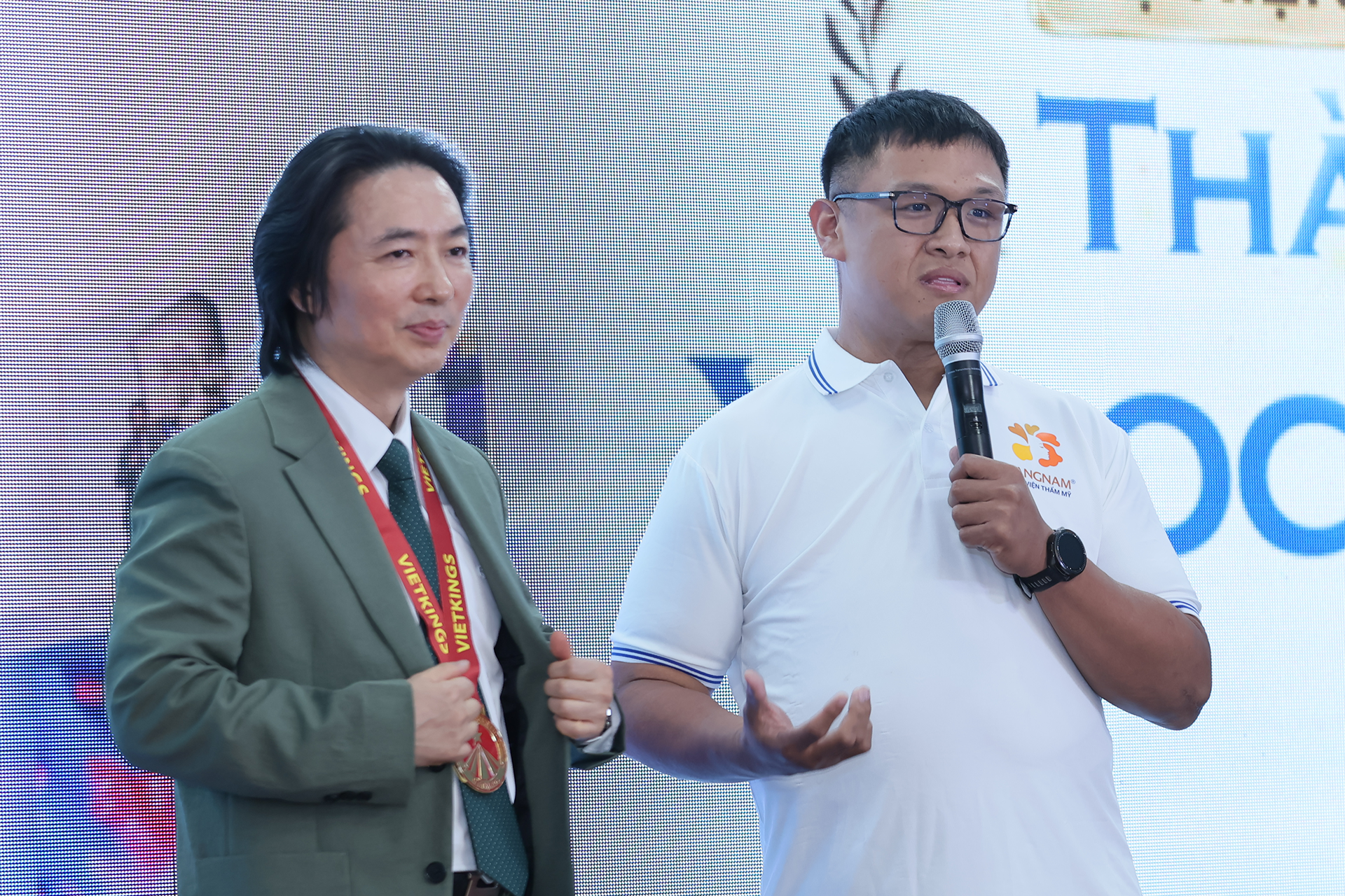 Kỷ lục VN 01.png