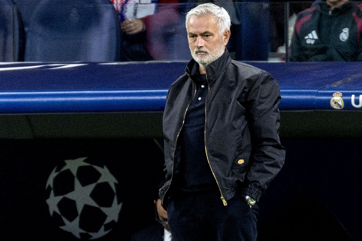 Real Madrid đại chiến Barca: Mourinho đổi vận trước Siêu kinh điển
