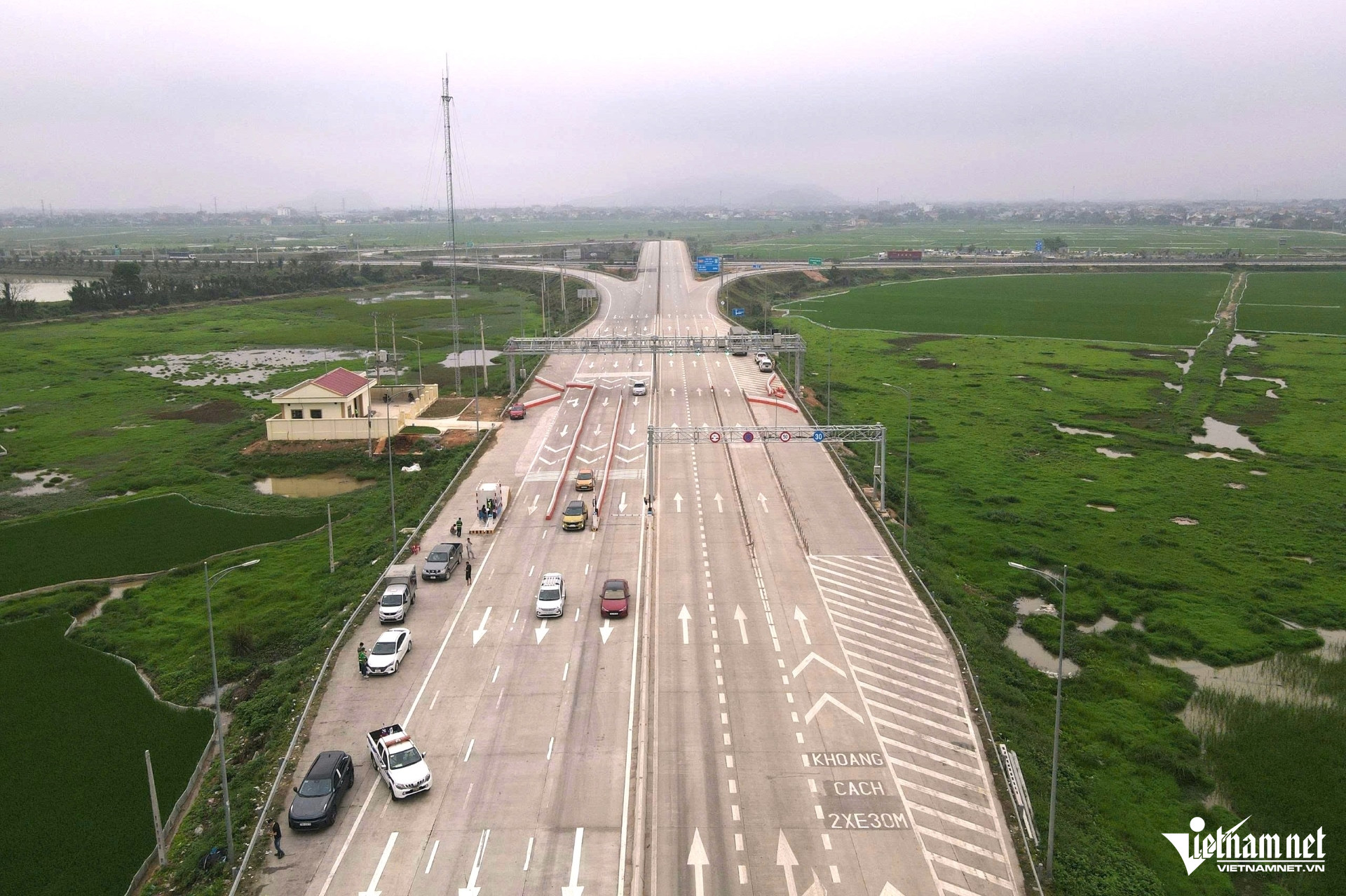 W-a3Thanh Hóa chạy nước rút.jpg