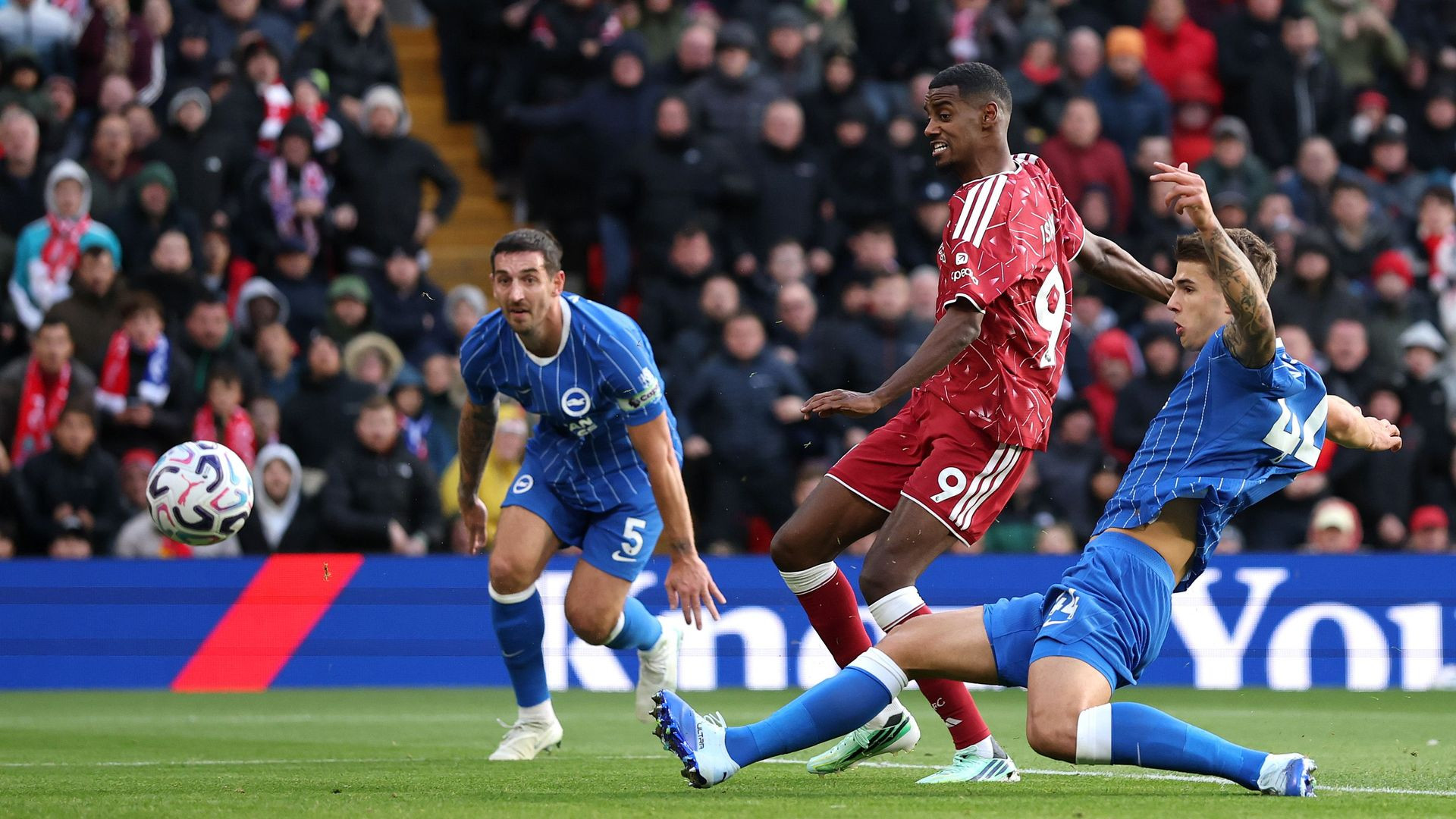 resources_premierleague_pulselive_com 2301927183 (2).jpg