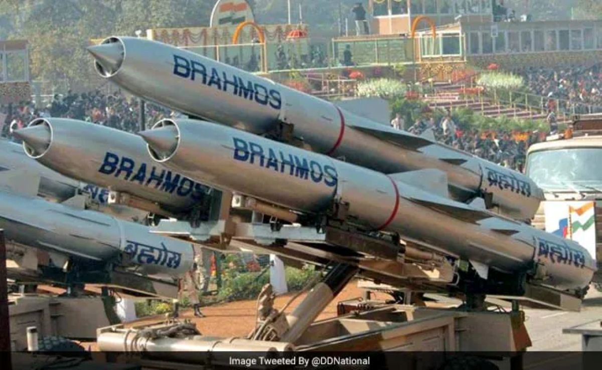 Tên lửa brahmos Nga   Ấn.jpg