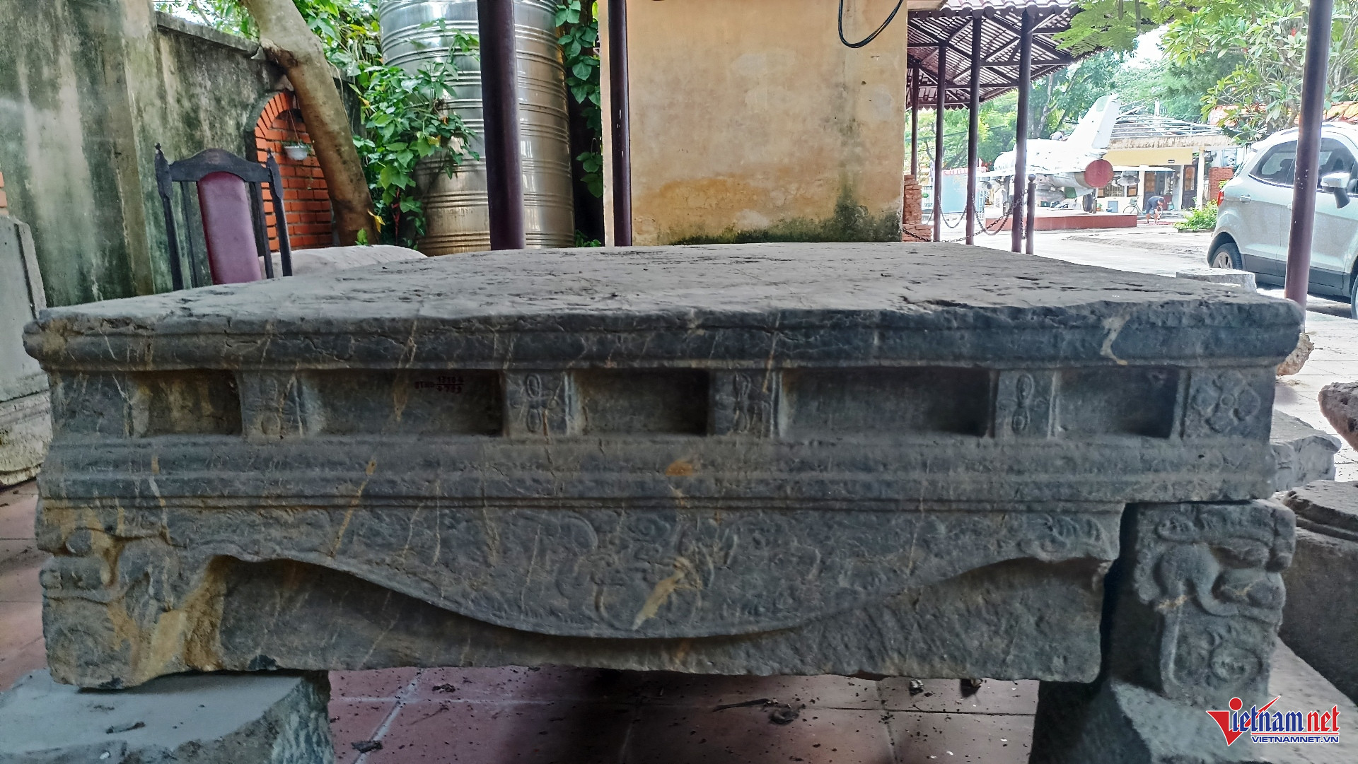 W-Sập đá 5.jpg