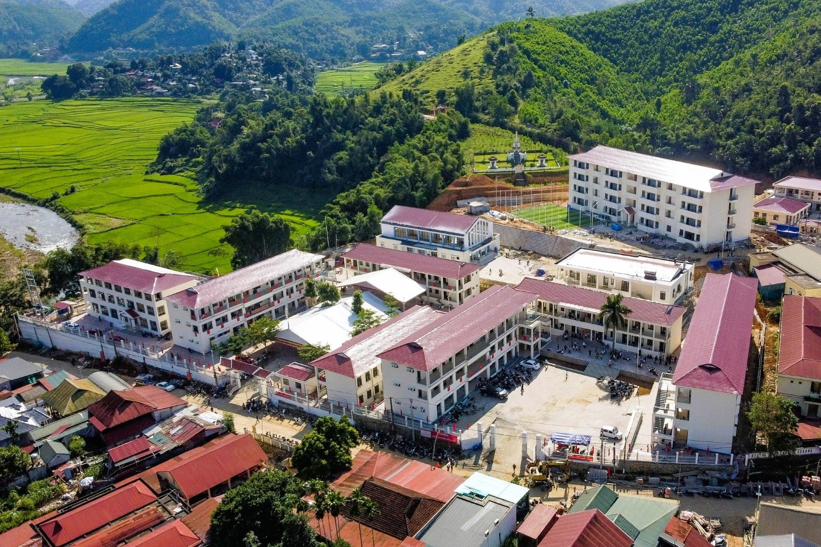 108 trường nội trú biên giới đã khai giảng, 40 trường hoàn thành toàn bộ
